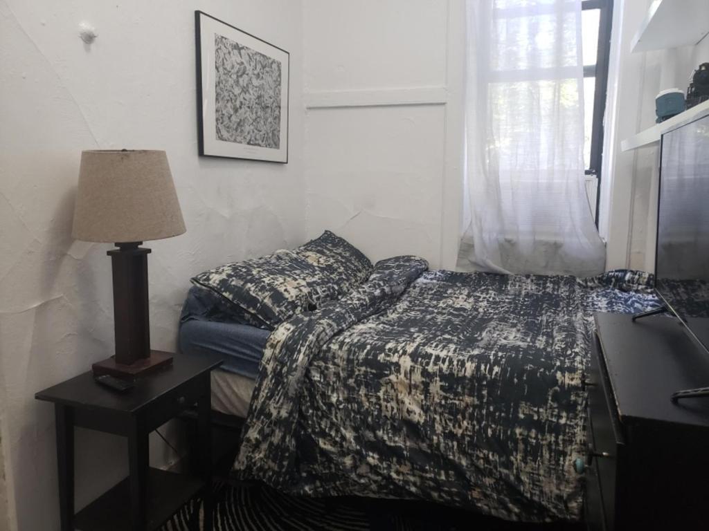Private Room In East Village Apartment New York Eksteriør billede